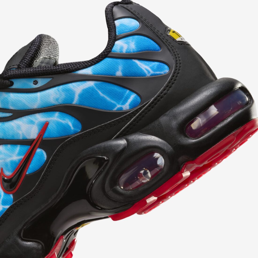 Nike Air Max Plus TN — Shark Attack