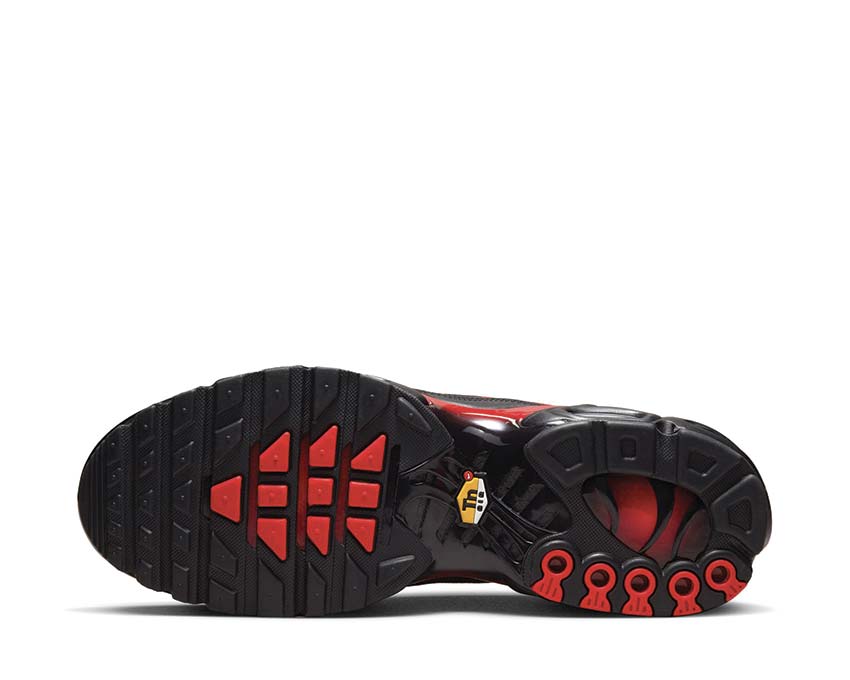 Nike Air Max Plus TN — University Red