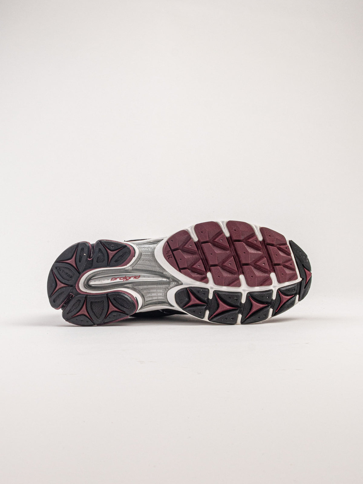 Saucony ProGrid Triumph 4 — Maroon/Black