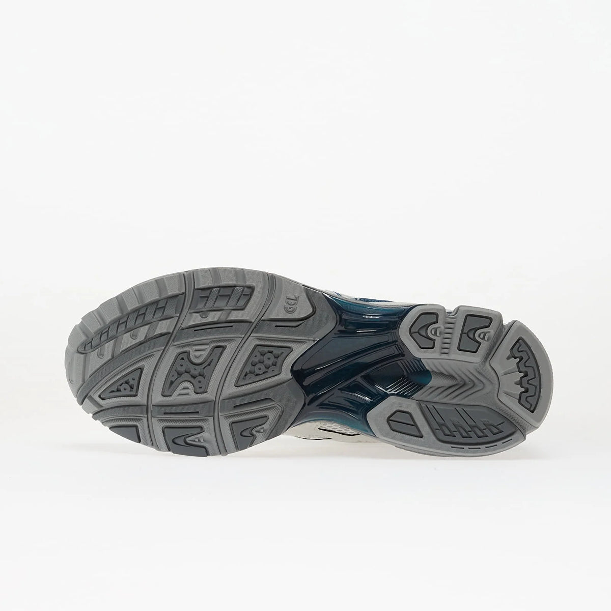 Asics Gel-Kayano 14 — Glacier Grey/Pure Silver