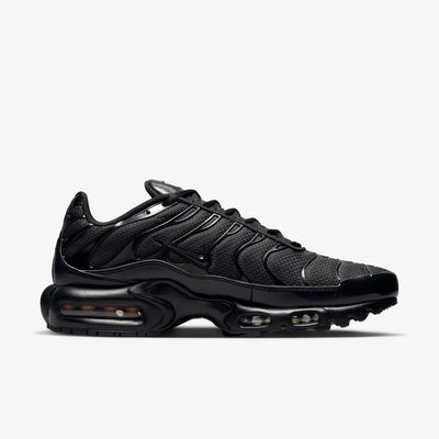 Nike Air Max Plus TN — Full Black